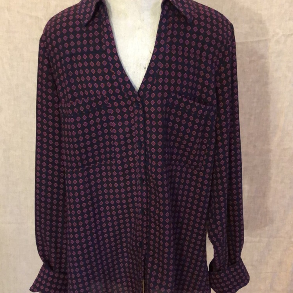 Express Button Up - Picture 2 of 4